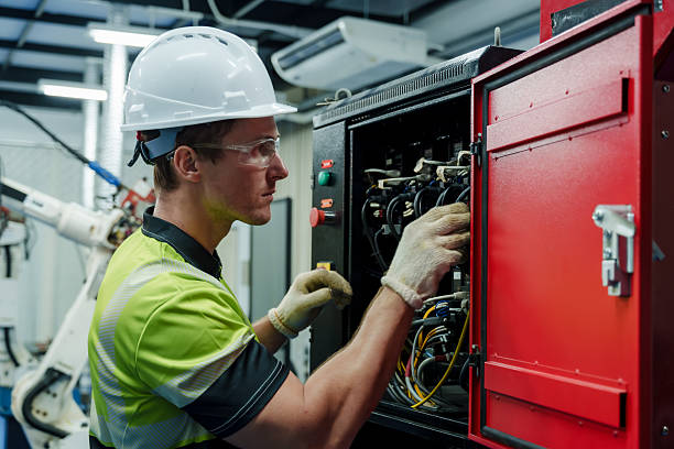 24/7 Emergency Electrical Repair experts in Chariton, IA